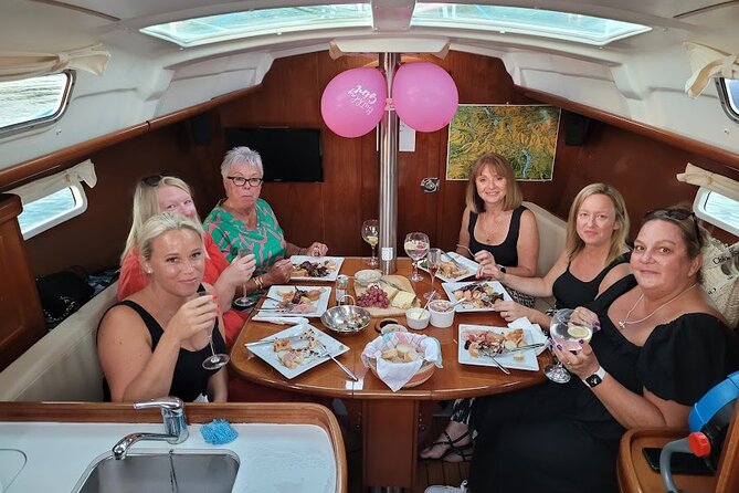Private Sail and Dine Experience on Lake Windermere - The Ploughman’s lunch: what you’ll eat and why it fits the setting