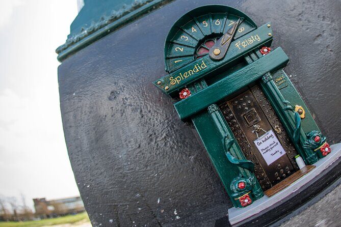 Private Self-Guided Dinky Door Hunt in Cambridge - How the self-guided setup actually helps (mobile ticket, coordinates, and videos)