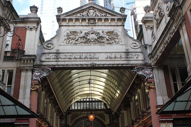 Private Sightseeing Walking Tour of The City Of London - St Dunstan in the East: photo ruins at the heart of the City