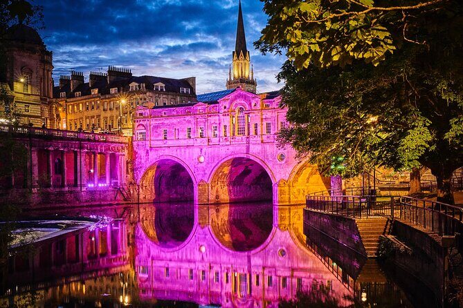 Private Smartphone photography Walking Tour Around Bath - Where You Meet and How the 2-Hour Timing Feels