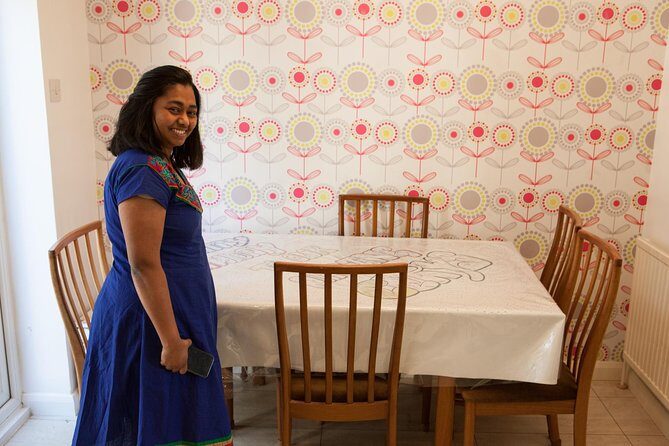 Private South Indian Home Cooking Class in London with a Local - Learning dosas, chutneys, and curry in a kitchen that actually runs on routine