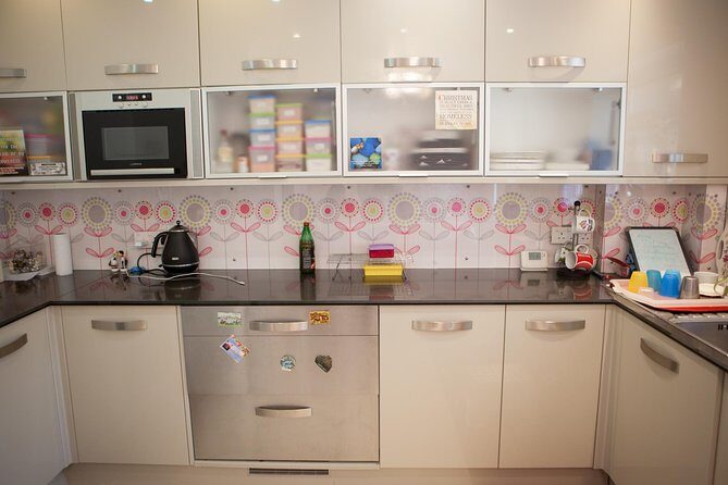 Private South Indian Home Cooking Class in London with a Local - Getting to Orpington and finding the meeting point without stress