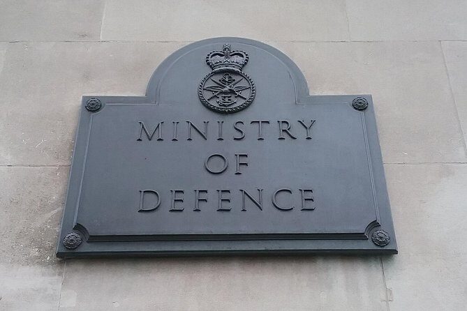 Private Spy Walking Tour of London - Whitehall: Downing Street, spying roots, and how oversight fits