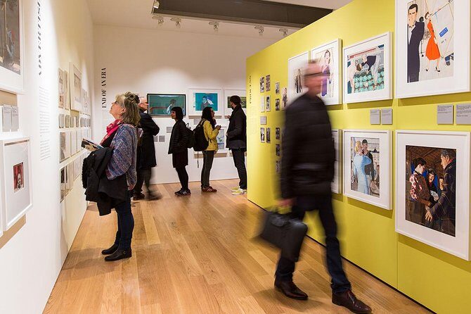 Private Tour : 3 Amazing London Art Galleries 1 tour 1 guide - A private London art sprint that actually feels personal