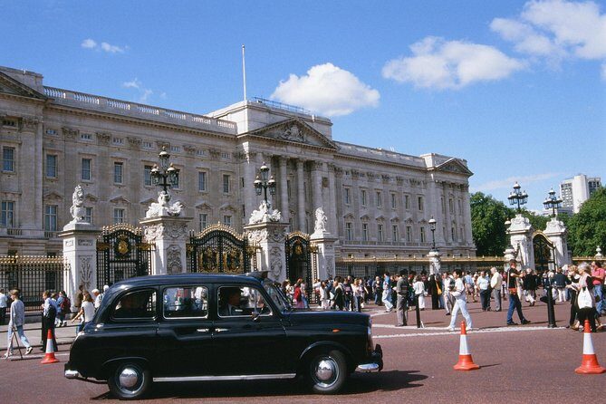 Private Tour: Black Taxi Tour of London - Hotel Pickup in Central London: Less Transit, More London