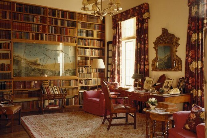 Private Tour: Chartwell House Tour from London - Churchill’s art studio: politics, creativity, and a different side of him