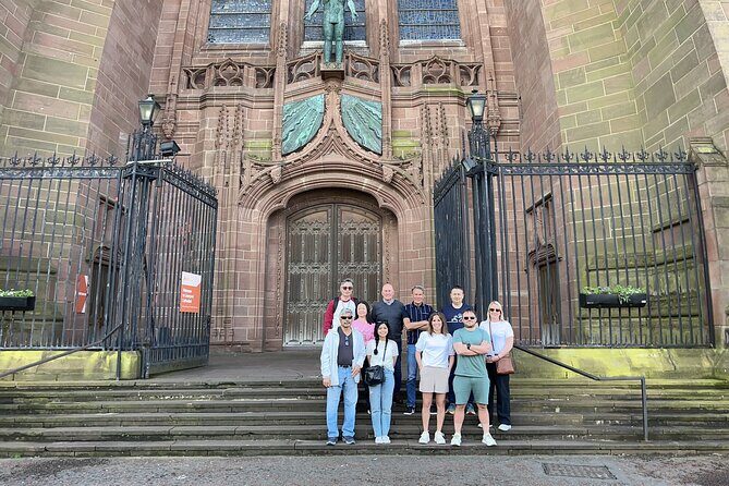 Private Tour in Liverpool – History, Football, Views & Local Beer - The guide factor: Darren and Dale set the vibe
