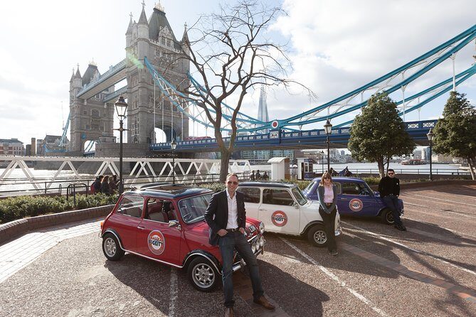 Private Tour of London's Landmarks in a Classic Car - Your Guide in a Classic Car: The Chris Factor
