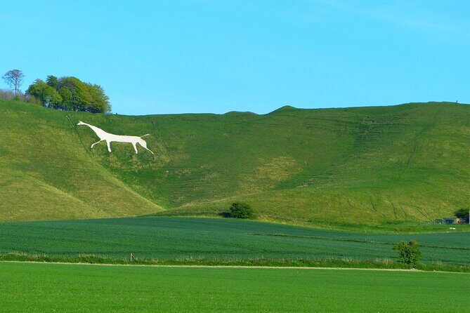 Private Tour of Quintessential Wiltshire and Cotswold Villages - Marlborough’s widest high street and tea-shop time