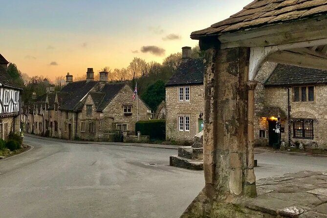 Private Tour of Stonehenge, Bath and Castle Combe. - Castle Combe in 30 minutes: how to enjoy the Cotswolds without rushing