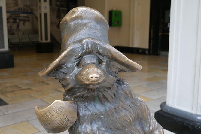Private Tour: Paddington Taxi Tour of Filming Locations - Meeting point and pickup: the logistics to confirm before you go