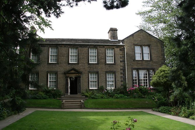Private Tour: The Brontes: Full Day All-Inclusive Tour with an Expert Guide - From the South Lakes to Haworth: how the day stays organized