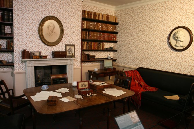 Private Tour: The Brontes: Full Day All-Inclusive Tour with an Expert Guide - Clapham and the Yorkshire Dales stop: the setting behind the setting
