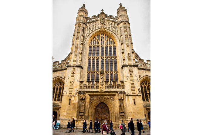 Private Tour to Stonehenge and Bath from London - Bath first: Regency sights, the abbey walk, and Roman Baths museum time
