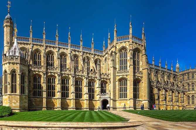 Private Tour to Stonehenge and Windsor Castle - Windsor Castle with focus: State Apartments, St George’s Chapel, and Lower Ward time