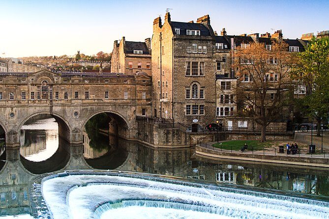 Private Tour to Stonehenge, Bath and The Cotswolds - Pace, Comfort, and Best Fit for Families