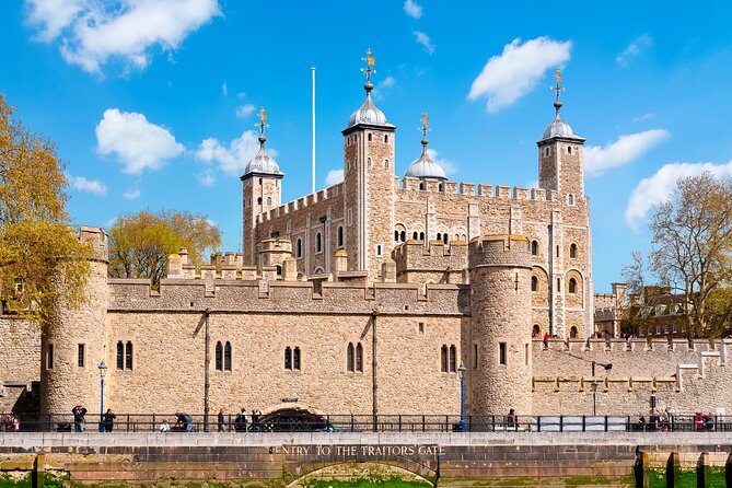 Private Tour: Tower of London, Westminster Abbey, British Museum - Tower of London Reserved Entrance: Where the Ravens and Views Steal Time