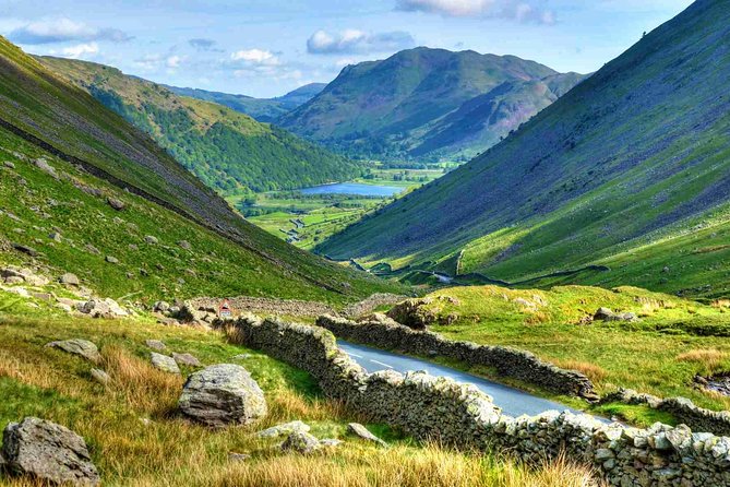 Private Tour: Ultimate Full Day Scenic Tour visiting 10 Lakes - Lunch by Derwentwater: the theatre-meets-lake pause