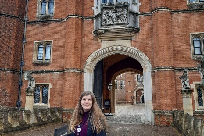 Private tour with an accredited expert guide Hampton Court Palace - How long you truly need (and how this tour paces it)