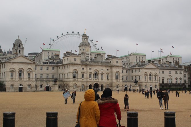 Private Transfer: Central London to Southampton Cruise Port Via Windsor Castle - The Drop to Southampton: Cruise-Port Accuracy Matters