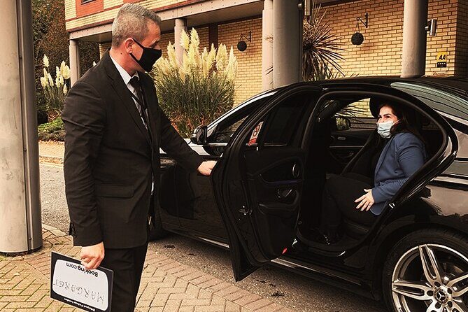 Private Transfer from Heathrow to Gatwick Airport - Heathrow meet & greet: where your driver actually is