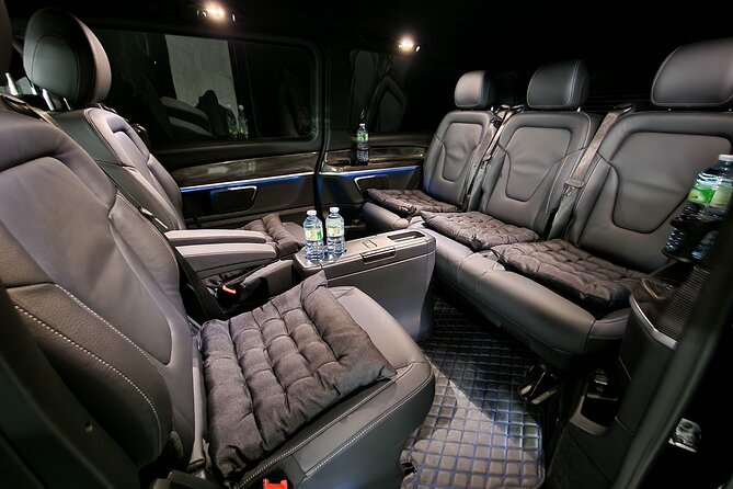 Private Transfer: Southampton Port to London by Luxury Van - The luxury van ride: Mercedes-Benz EQV or Class V