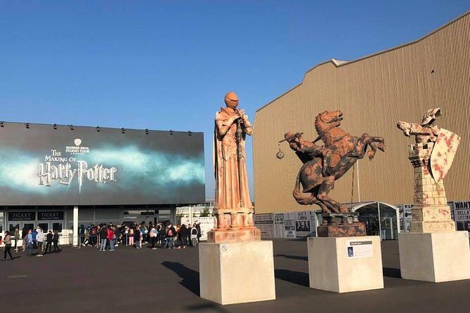 Private Transfers between London & Harry Potter Warner Studio - Pickup in Central London: How You’ll Find the Driver Fast