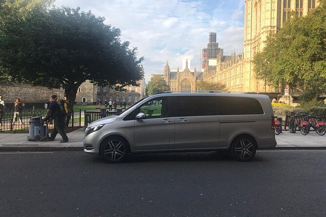 Private Transfers From Heathrow Airport to Central London - Mercedes-Benz comfort, plus small perks that actually help