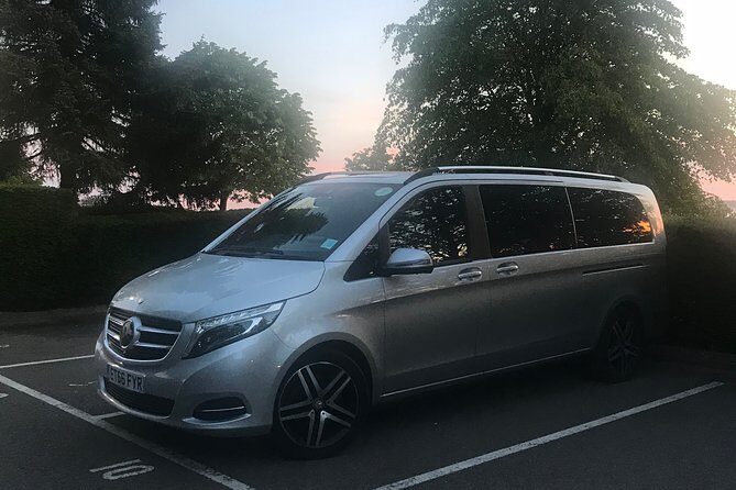 Private Transfers London Heathrow to Southampton Cruise Terminal via Stonehenge - Stonehenge Stop: 90 Minutes to See the Sights Without Rushing