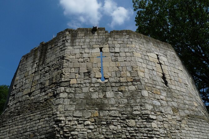 Private Viking Walk of York - Why York’s Viking story fits a walking tour