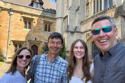Private Walking Tour of Oxford: Explore History and Colleges - Getting your bearings on Broad Street