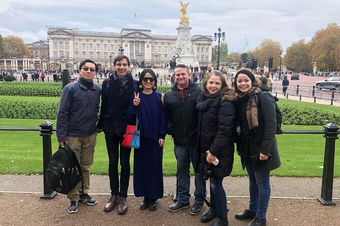Private Walking Tour of Royal London with Changing of the Guard - Buckingham Palace Viewpoints: When the Guard Ceremony Is Included