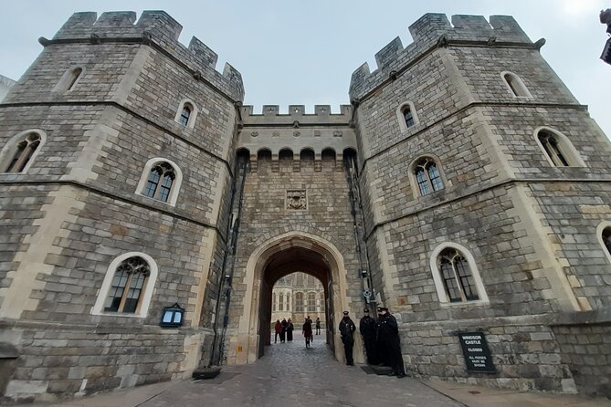Private Walking Tour with Accredited Expert Guide Windsor Castle - Upper walkway views over the Thames and Eton College