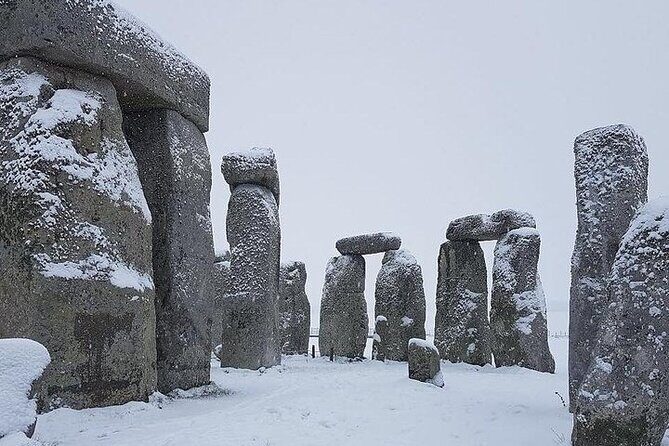 Private Windsor Castle and Stonehenge Day Tour - The 8:00 am start and how the day stays structured