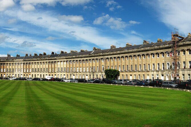 Private Windsor Castle, Stonehenge, The City of Bath Day Tour - Bath in two hours: Roman streets, Georgian streetscapes, and smart choices