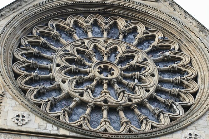 Private York Minster Guided Walking Tour - Stop 1 at Minster Yard: carvings, medieval clues, and a close-up start