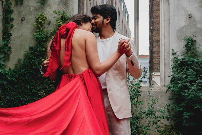 Professional Photoshoot in London Photographer - Who This Is Perfect For (Solo, Couples, Families, and Proposals)