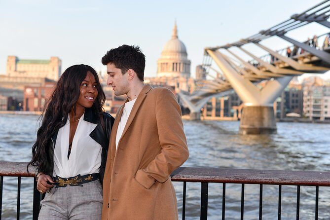Professional Private Photoshoot in London - Where you meet: Caffè Nero by Portcullis House (and why that matters)