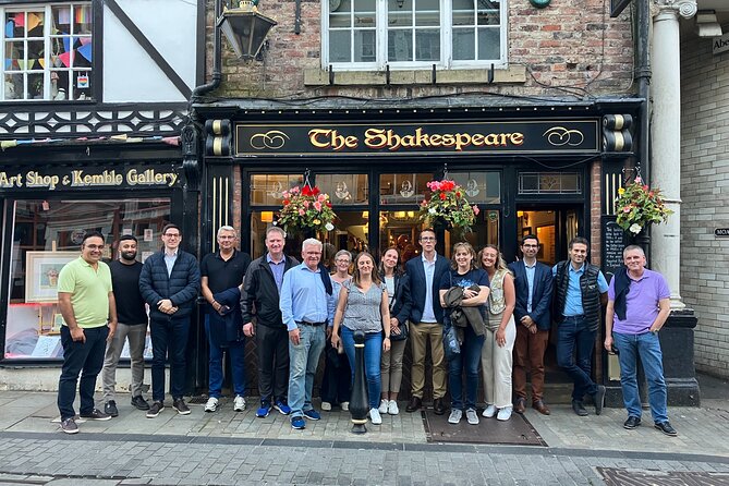 Pub and History Tour of Durham with Alcohol Tasting - Getting started in the Market Place (5:00 pm matters)