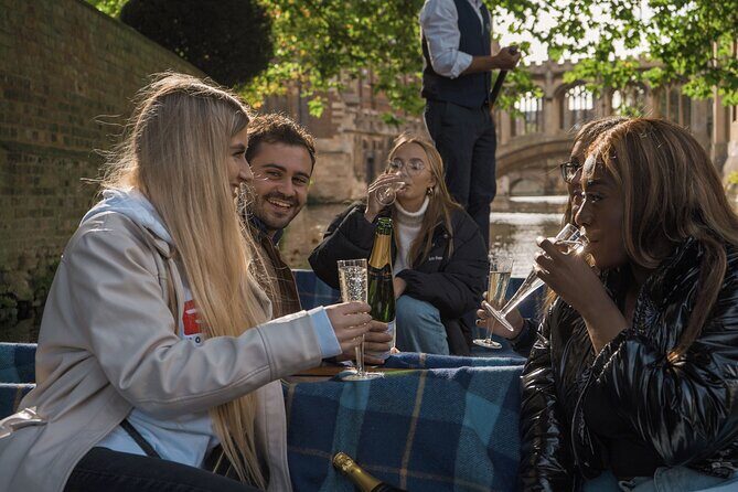 Punting Tour in Cambridge - Who this punt tour is best for (and who might want to skip)