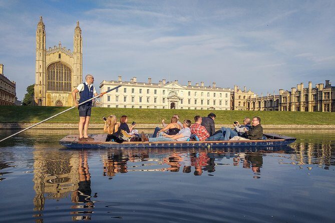 Punting Tour in Cambridge - Price and what $112.34 per group really buys you