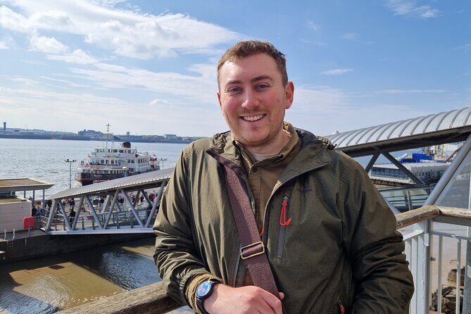 Qualified Guide: Liverpool Waterfront, City Centre & Beatles Tour - Where the tour starts on Mann Island (and why it matters)
