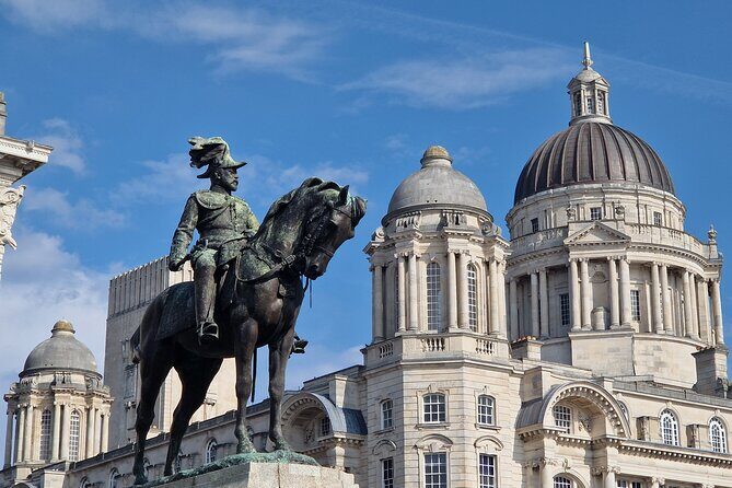 Qualified Guide: Liverpool Waterfront, City Centre & Beatles Tour - Albion House: White Star Line and the Titanic threads