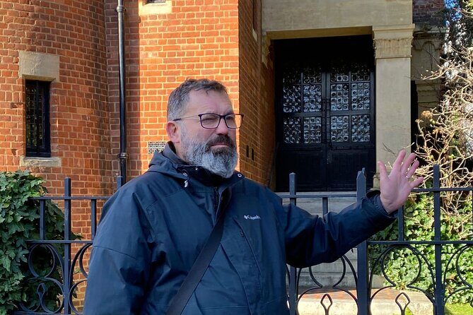 Queen Highlights Walking Tour of London - Imperial College Union Cinema: Queen’s first London gig (and that plaque moment)