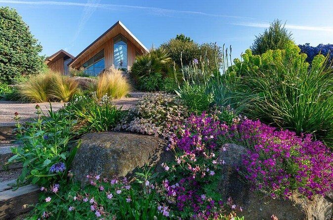 RHS Garden Hyde Hall - Clover Hill viewpoints: a simple walk for big payoffs