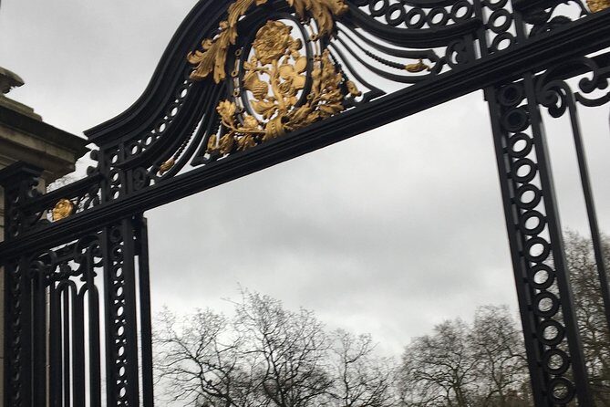 Rich people behaving badly - Burlington Arcade: London’s first shopping mall and the ethics question
