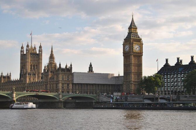 River Thames boat trip to Greenwich - The Greenwich hour: what to do with your time near Cutty Sark