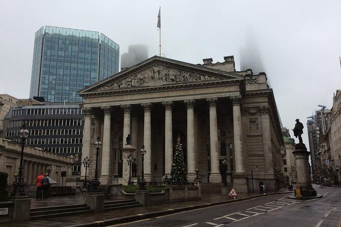 Roman London Private Walking Tour - Trajan by the Tower and the Roman house remains at All Hallows by the Tower