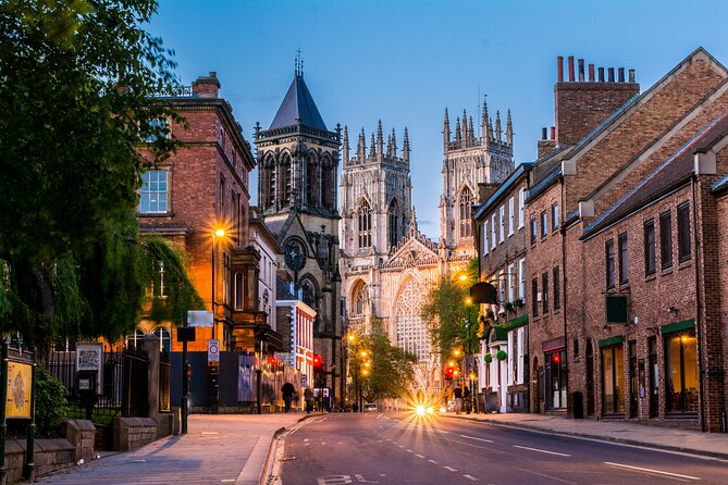 Romans, Vikings and Medieval York: An Audio Tour - The Shambles: turning a famous street into a story you can repeat
