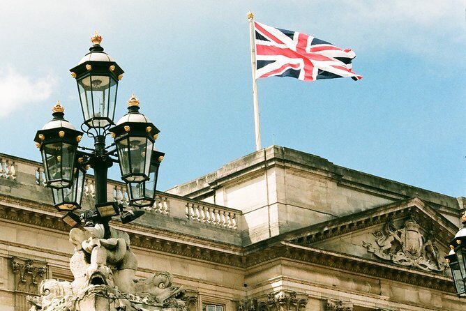 Royal London And Changing of Guard - Very Small Group Tour - Clarence House: A Quick Look at Modern Royal Life